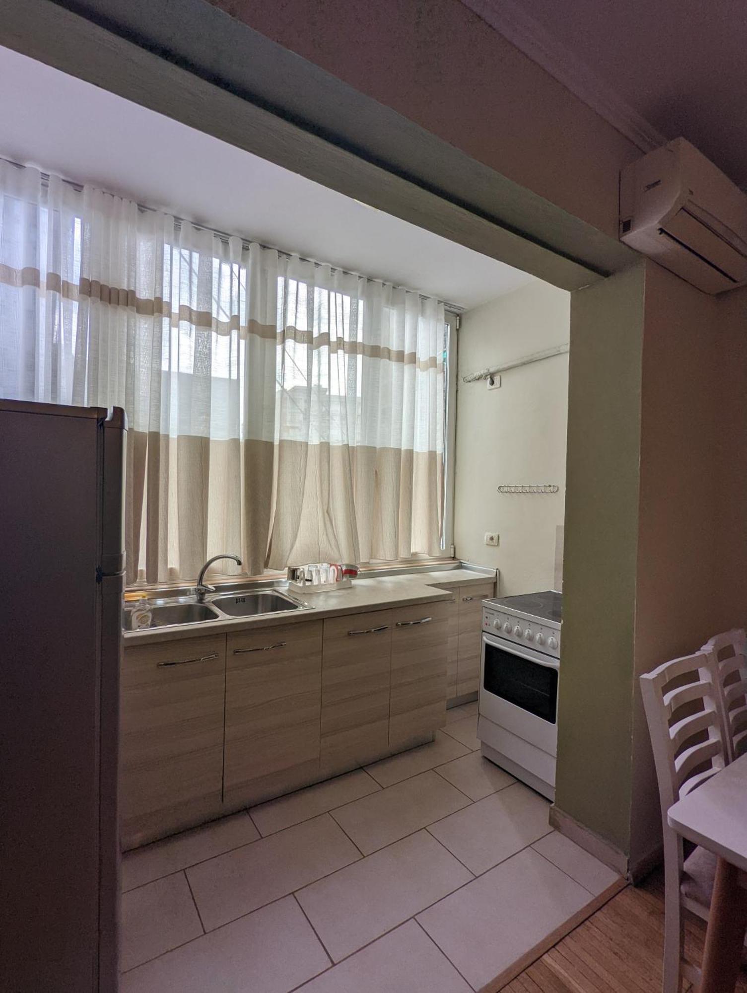 Vintage Apartment In Center Tirana Exterior photo